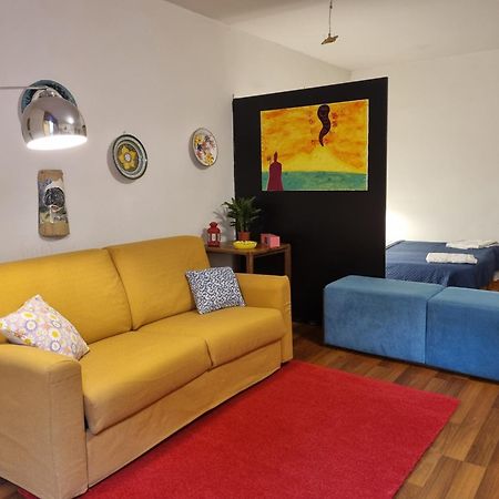 La Casa Di Domi Apartment Наполи Екстериор снимка