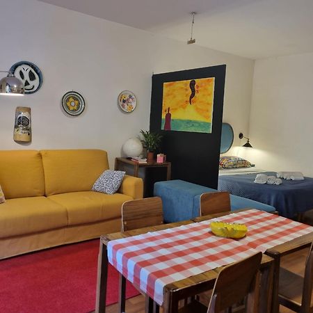 La Casa Di Domi Apartment Наполи Екстериор снимка